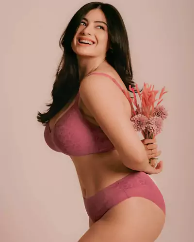 Aaradhya Model Russian escort
