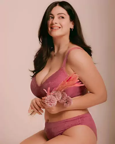 Aaradhya Sexy Russian escort