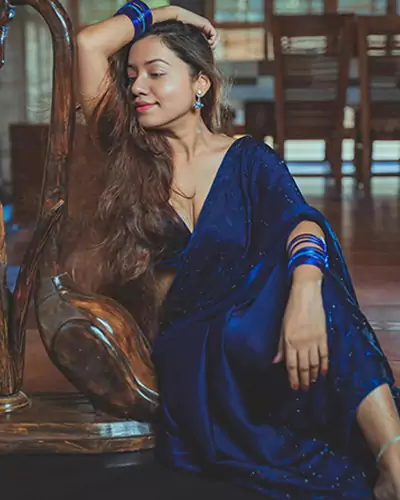 Bhumi Housewife Escort