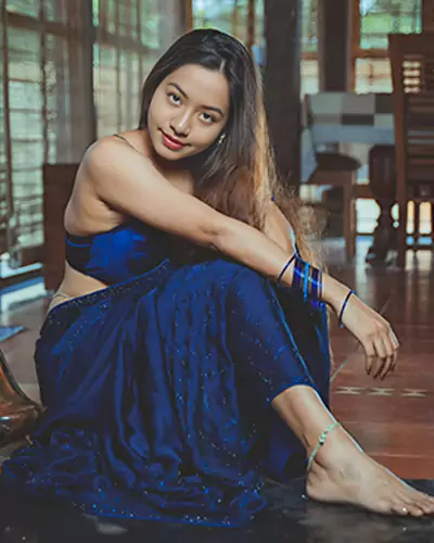 Bhumi Housewife Escorts