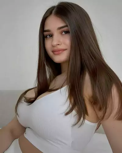 Dolly Russian escort