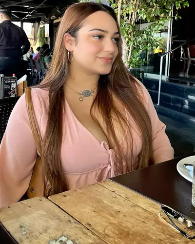 Julie Model Russian escorts