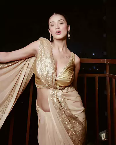 Jyoti Housewife Call Girl