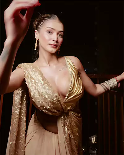 Jyoti Sexy Housewife Escorts