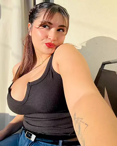 Kareena Model Call Girls