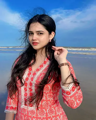 Naina Call Girls