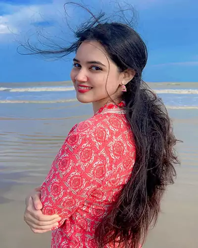 Naina Independent Call Girls