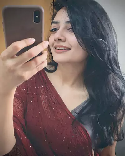 Renu Housewife Call Girls