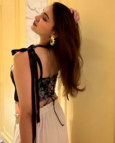 Indu Independent College Escort