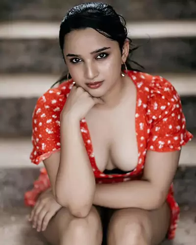 Jiya Nepali Model Escorts
