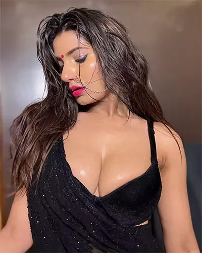 Lena Sexy Independent Escorts