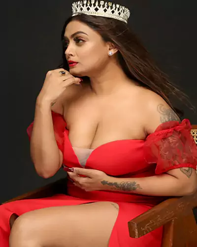 Nira Busty Celebrity Escorts