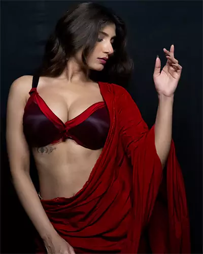 Palak Hot Housewife Escorts