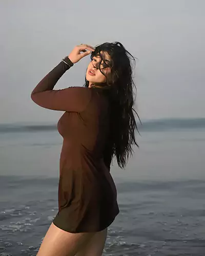 Rakhi Female Call Girl