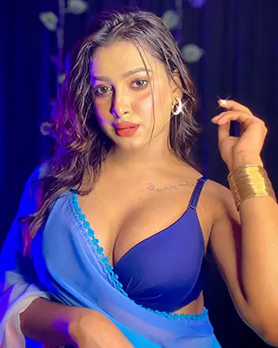 Vidya Busty Female Escorts